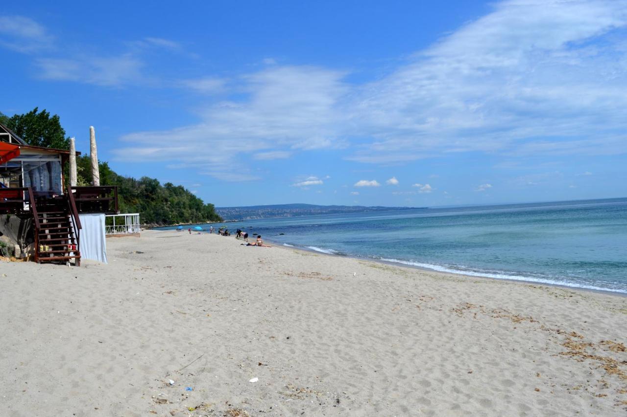 Sea & Garden Villa Varna Esterno foto